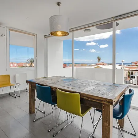 Modern 3bdr With Heated Pool Villa El Medano (Tenerife)