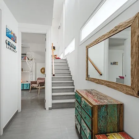 Villa Modern 3bdr With Heated Pool El Medano (Tenerife)
