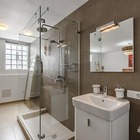 Villa Modern 3bdr With Heated Pool El Medano (Tenerife)