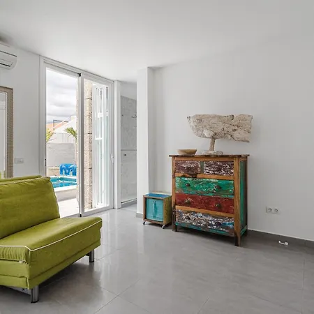 Modern 3bdr With Heated Pool