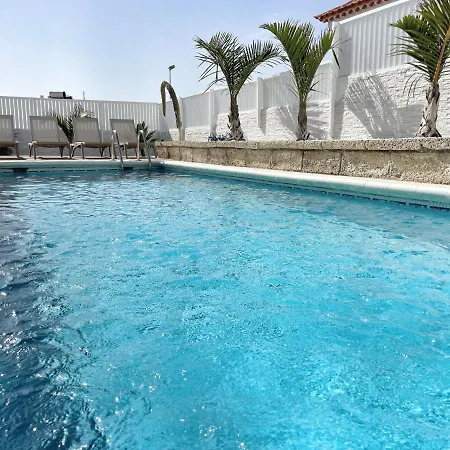 Villa Modern 3bdr With Heated Pool