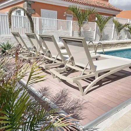 Villa Modern 3bdr With Heated Pool *